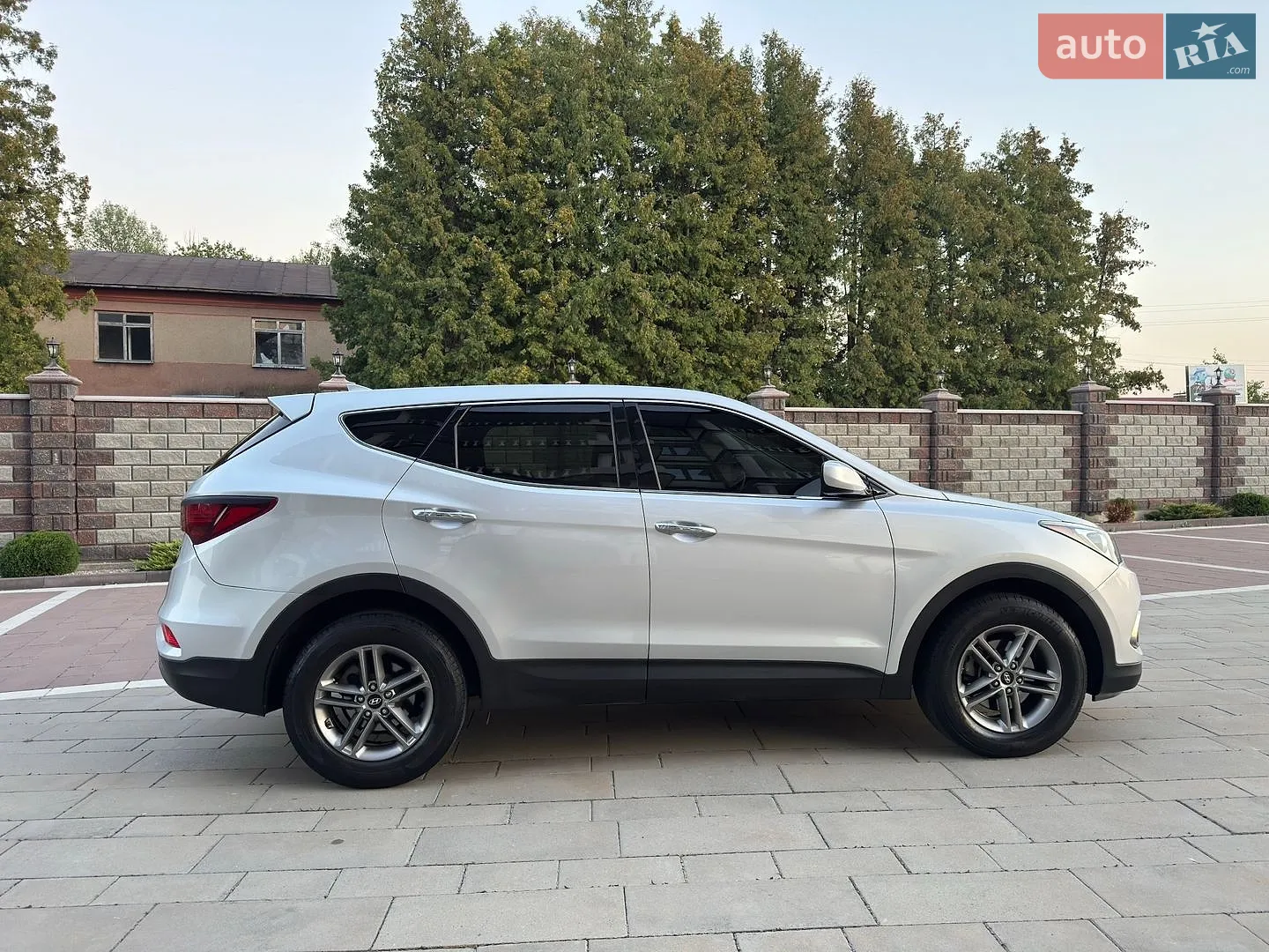 2016 Hyundai Santa Fe - мініатюра 8