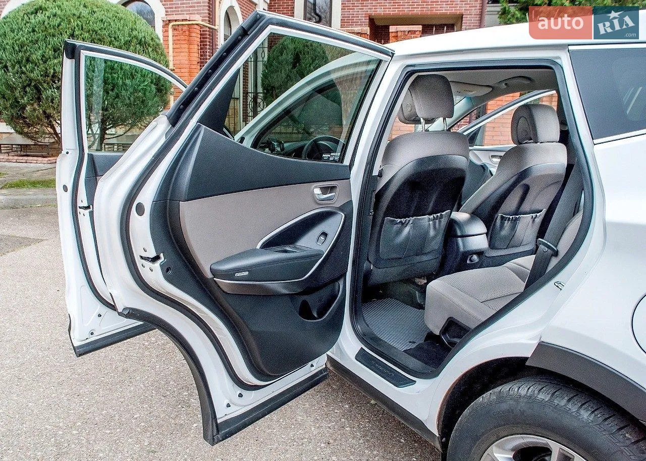 2016 Hyundai Santa Fe - мініатюра 8