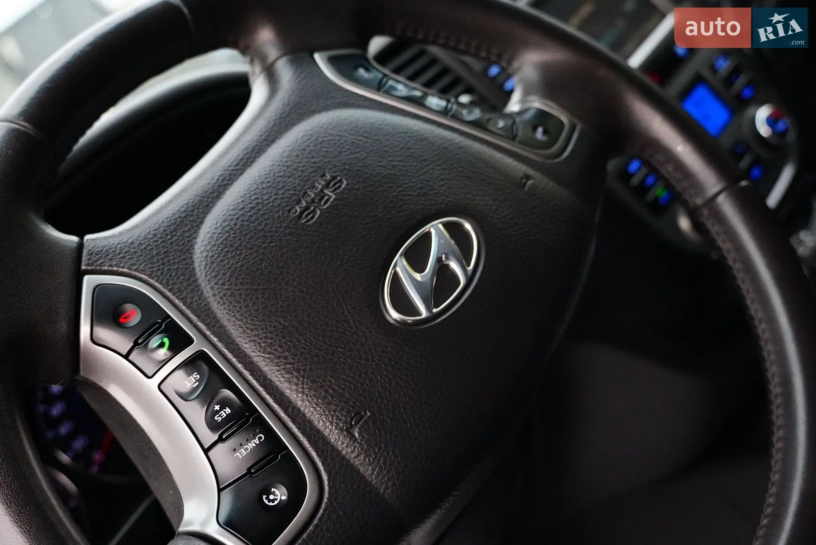 2012 Hyundai Santa Fe - мініатюра 37