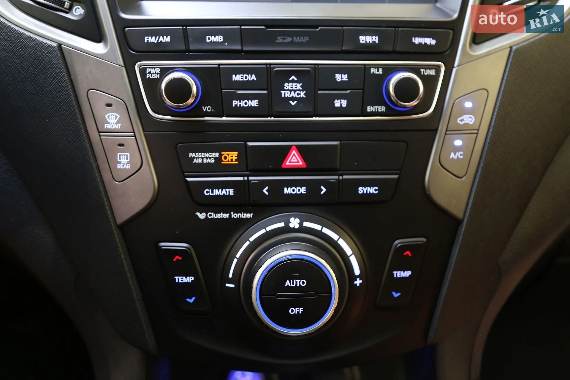 2017 Hyundai Santa Fe - мініатюра 24
