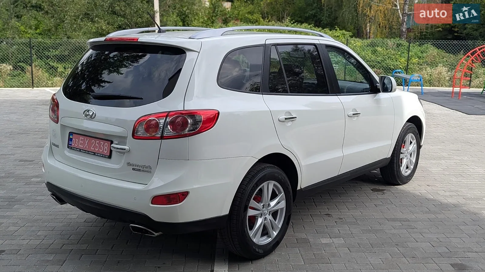2011 Hyundai Santa Fe - мініатюра 8