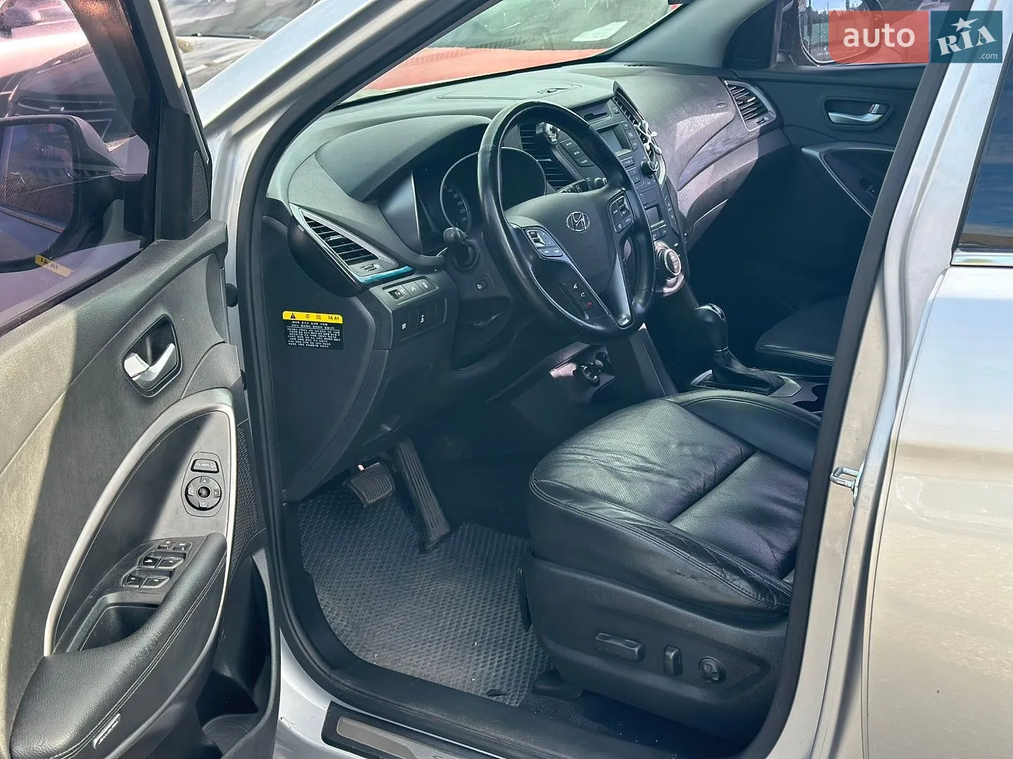2012 Hyundai Santa Fe - мініатюра 10