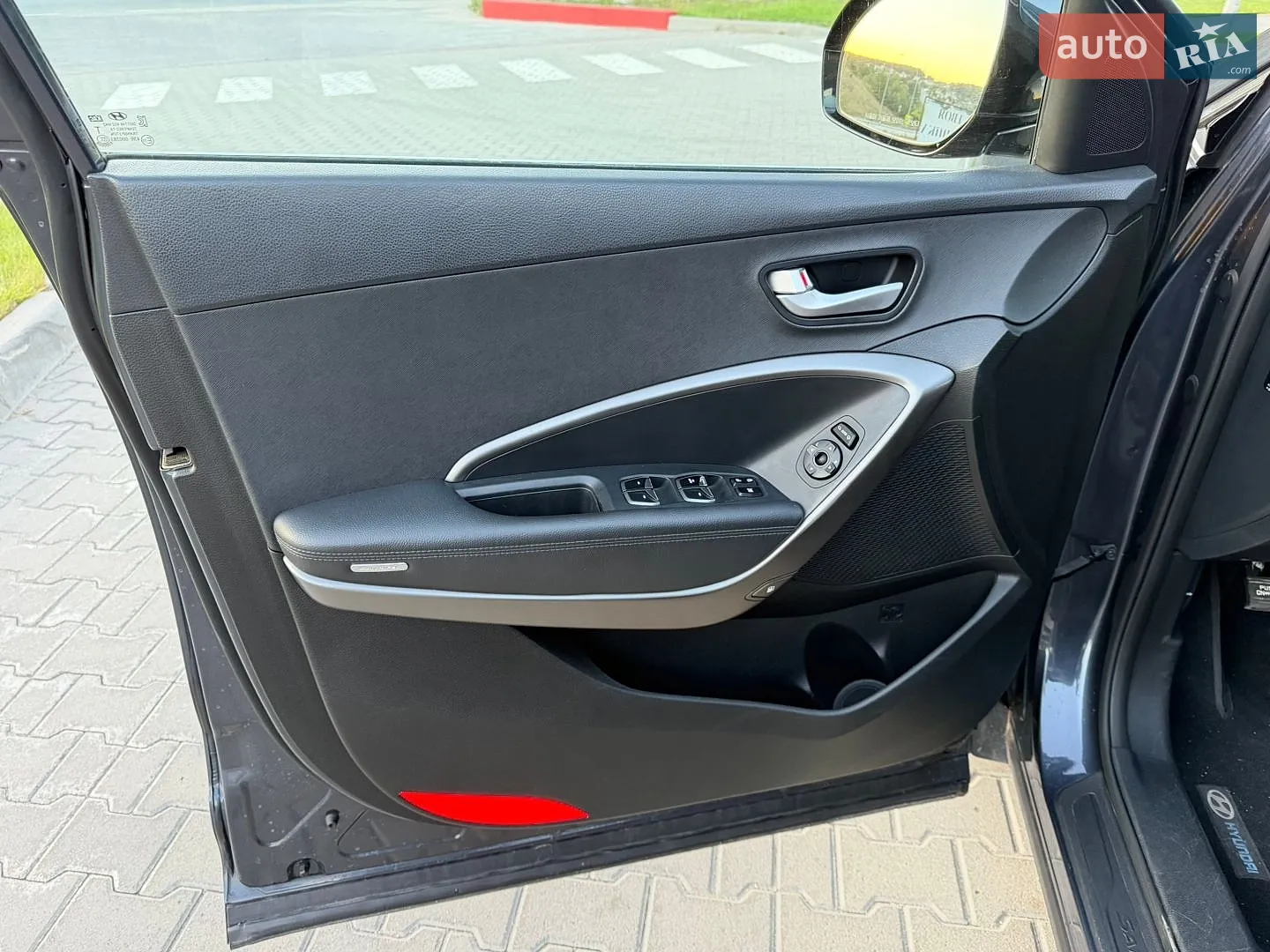2016 Hyundai Santa Fe - мініатюра 17