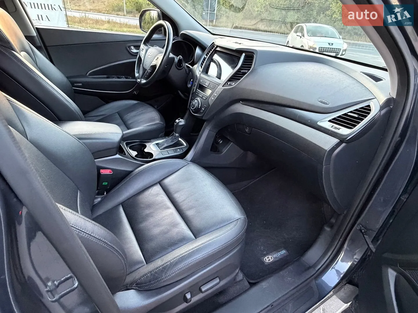 2016 Hyundai Santa Fe - мініатюра 27