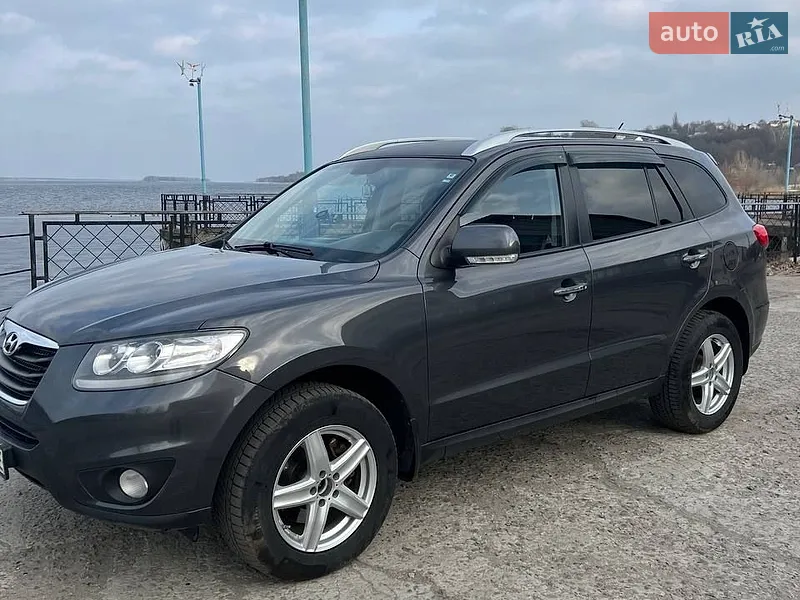 Hyundai Santa FE