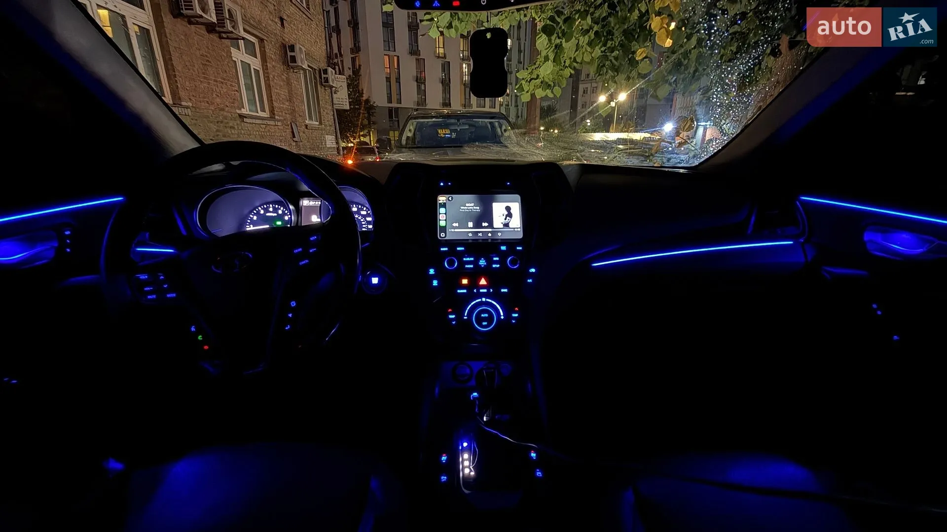 2017 Hyundai Santa Fe - мініатюра 13