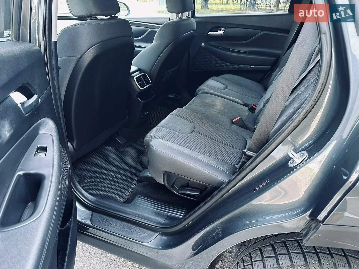 2018 Hyundai Santa Fe - мініатюра 24