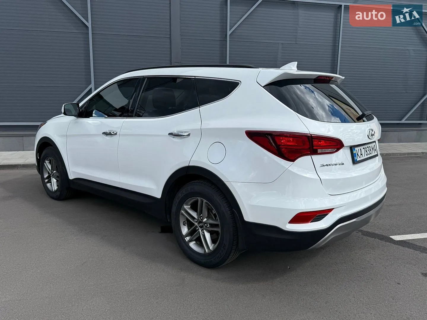 2016 Hyundai Santa Fe - мініатюра 17