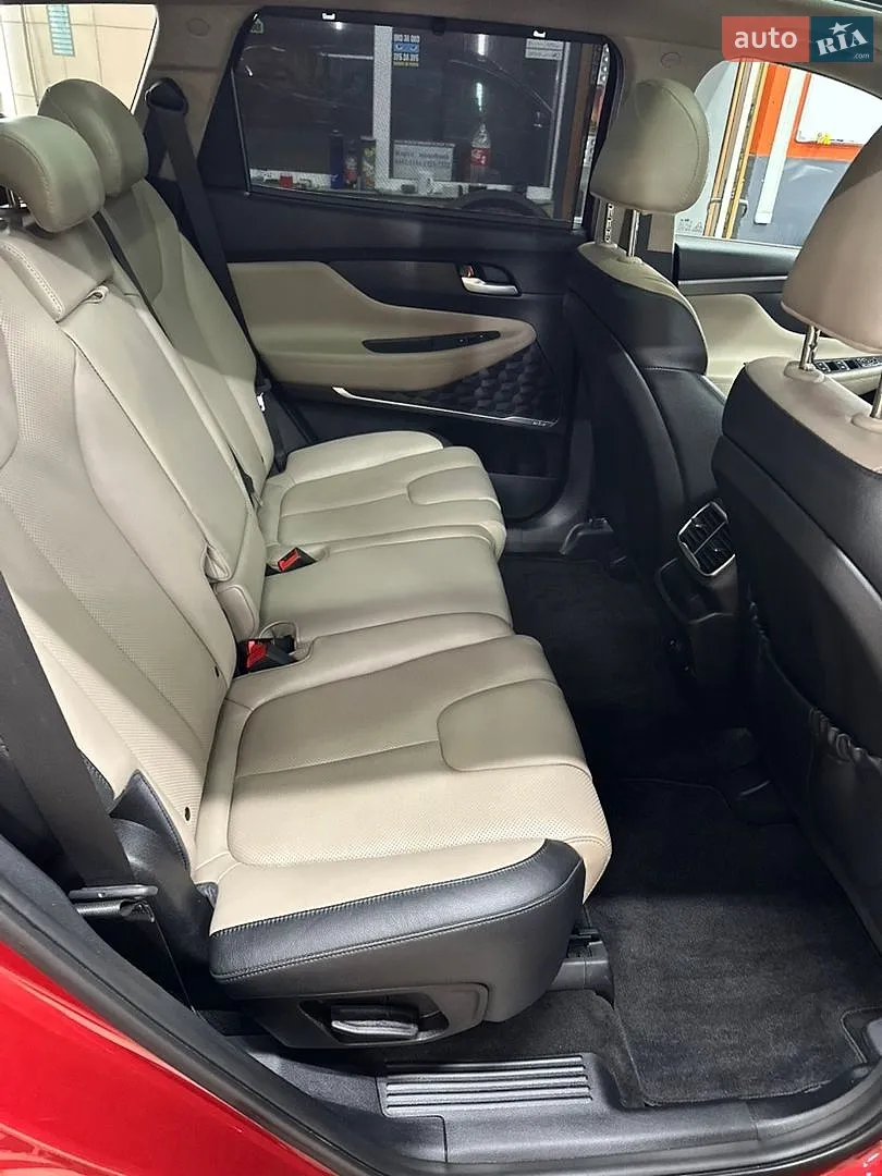 2019 Hyundai Santa Fe - мініатюра 17