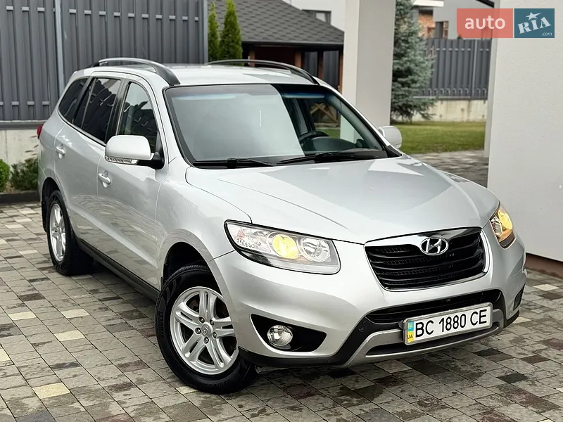 Hyundai Santa FE