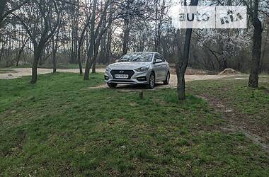 Седан Hyundai Solaris 2017 в Черкассах