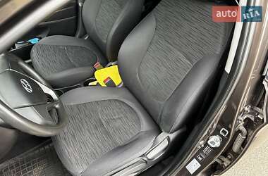 Седан Hyundai Solaris 2016 в 