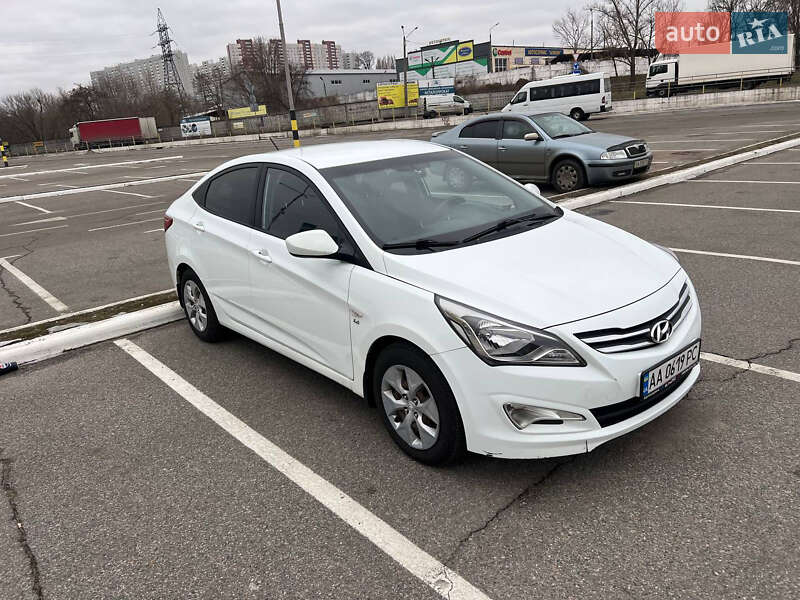 Седан Hyundai Solaris 2016 в Києві