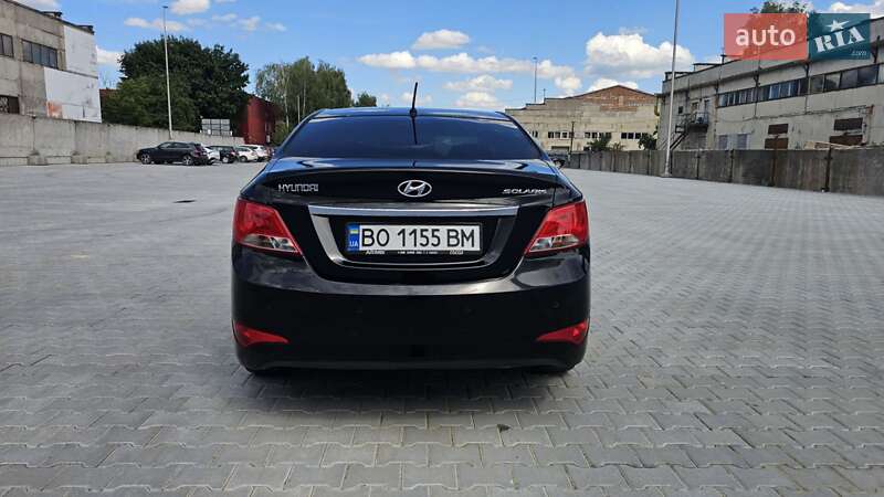 Седан Hyundai Solaris 2015 в Тернополе