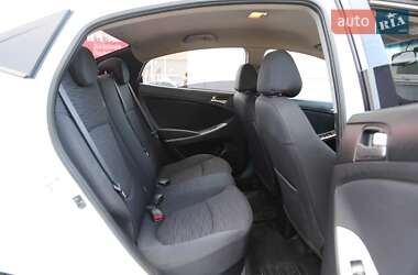 Седан Hyundai Solaris 2016 в 