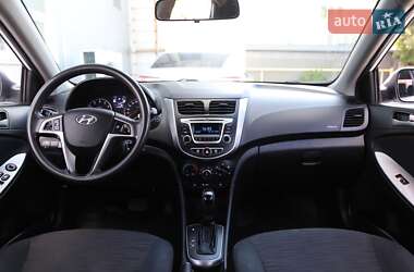 Седан Hyundai Solaris 2016 в 