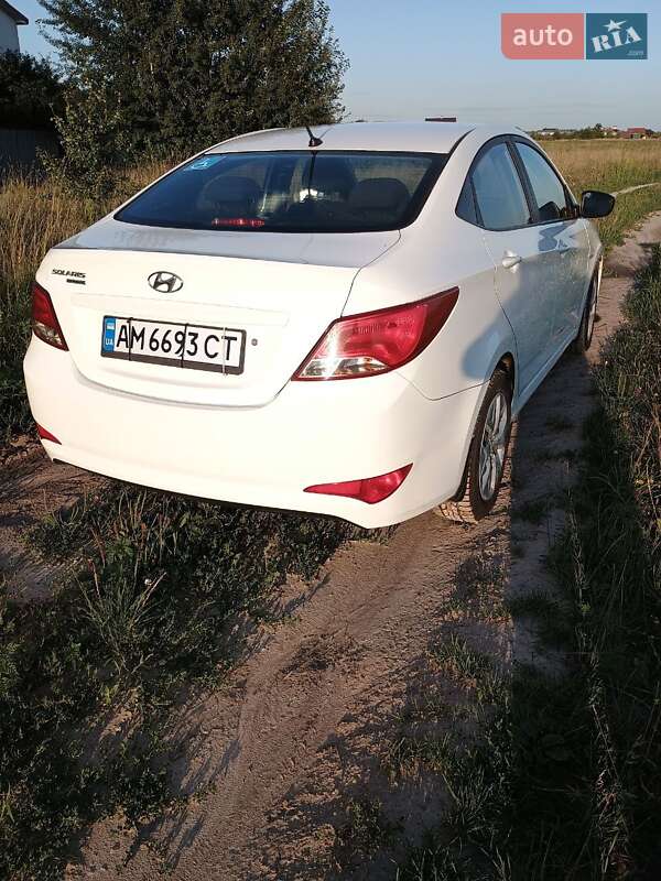 Седан Hyundai Solaris 2016 в Житомире