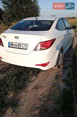 Седан Hyundai Solaris 2016 в 
