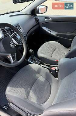 Седан Hyundai Solaris 2016 в 