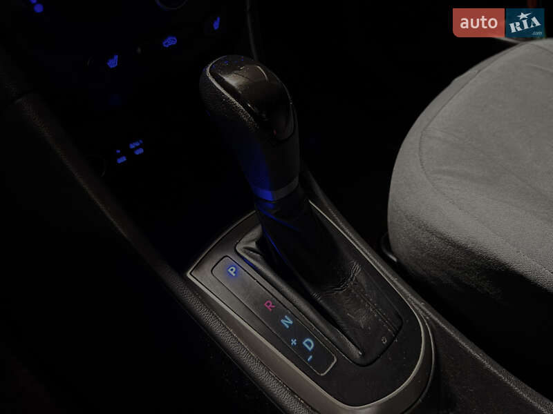 Седан Hyundai Solaris 2016 в Києві фото 17 Седан Hyundai Solaris 2016 в Києві