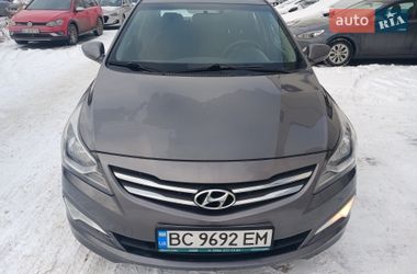 Седан Hyundai Solaris 2015 в Львове