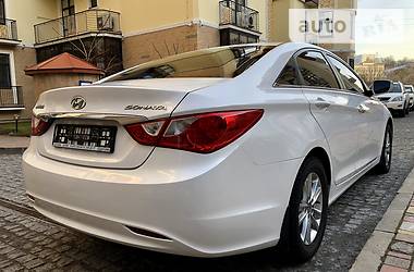 Седан Hyundai Sonata 2012 в Киеве