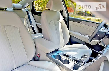 Седан Hyundai Sonata 2017 в 
