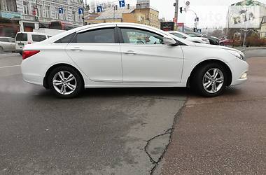 Седан Hyundai Sonata 2014 в Киеве