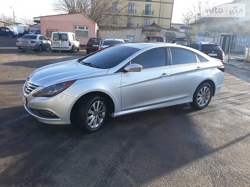 Седан Hyundai Sonata 2014 в 