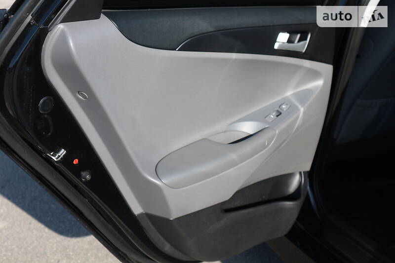 Седан Hyundai Sonata 2014 в Харькове фото 29 Седан Hyundai Sonata 2014 в Харькове