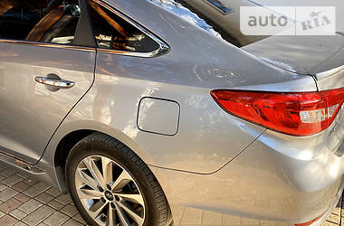 Седан Hyundai Sonata 2015 в 