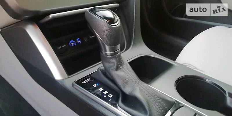 Седан Hyundai Sonata 2014 в Києві фото 31 Седан Hyundai Sonata 2014 в Києві