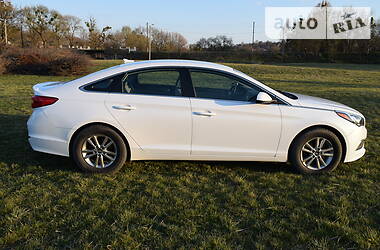 Седан Hyundai Sonata 2015 в 