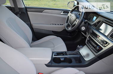 Седан Hyundai Sonata 2015 в 