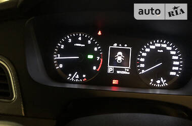 Седан Hyundai Sonata 2015 в 