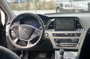 Седан Hyundai Sonata 2017 в 