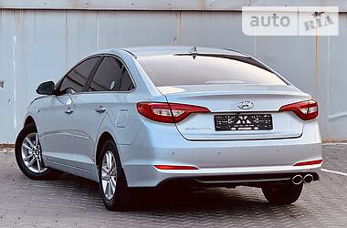 Седан Hyundai Sonata 2016 в 