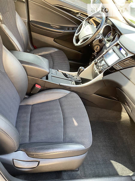 Седан Hyundai Sonata 2012 в Києві