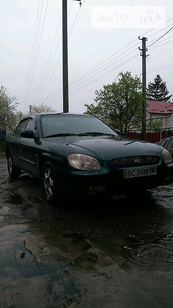 Седан Hyundai Sonata 2000 в Львові