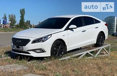 Седан Hyundai Sonata 2015 в 