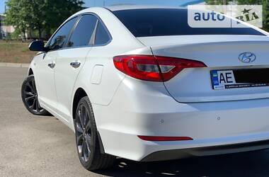Седан Hyundai Sonata 2015 в 