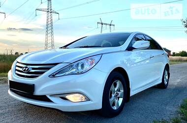 Седан Hyundai Sonata 2013 в 