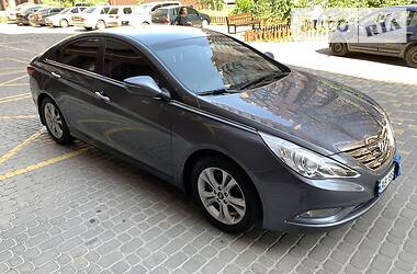 Седан Hyundai Sonata 2011 в 