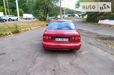 Седан Hyundai Sonata 1996 в Кагарлыке