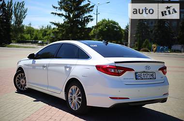 Седан Hyundai Sonata 2015 в Никополе