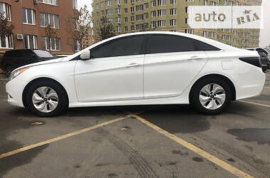 Седан Hyundai Sonata 2013 в Киеве