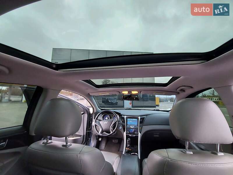 Седан Hyundai Sonata 2013 в Запорожье