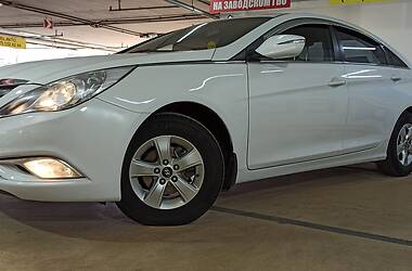 Седан Hyundai Sonata 2014 в Киеве