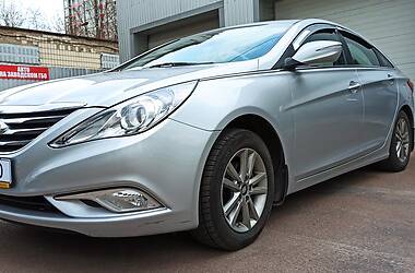 Седан Hyundai Sonata 2016 в Киеве