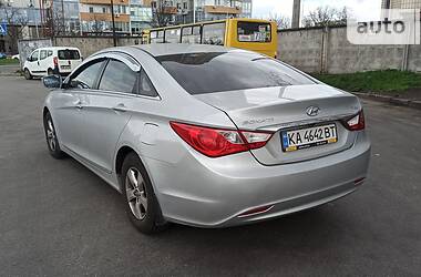 Седан Hyundai Sonata 2014 в Киеве